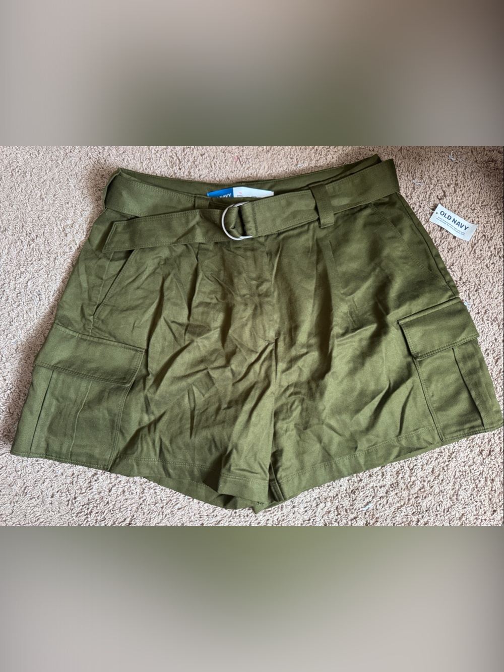 Old Navy Olive Green Cargo Shorts with D-Ring Belt